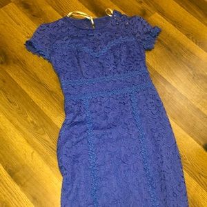 Very pretty dress that should be wear on special occasions!! ❤️